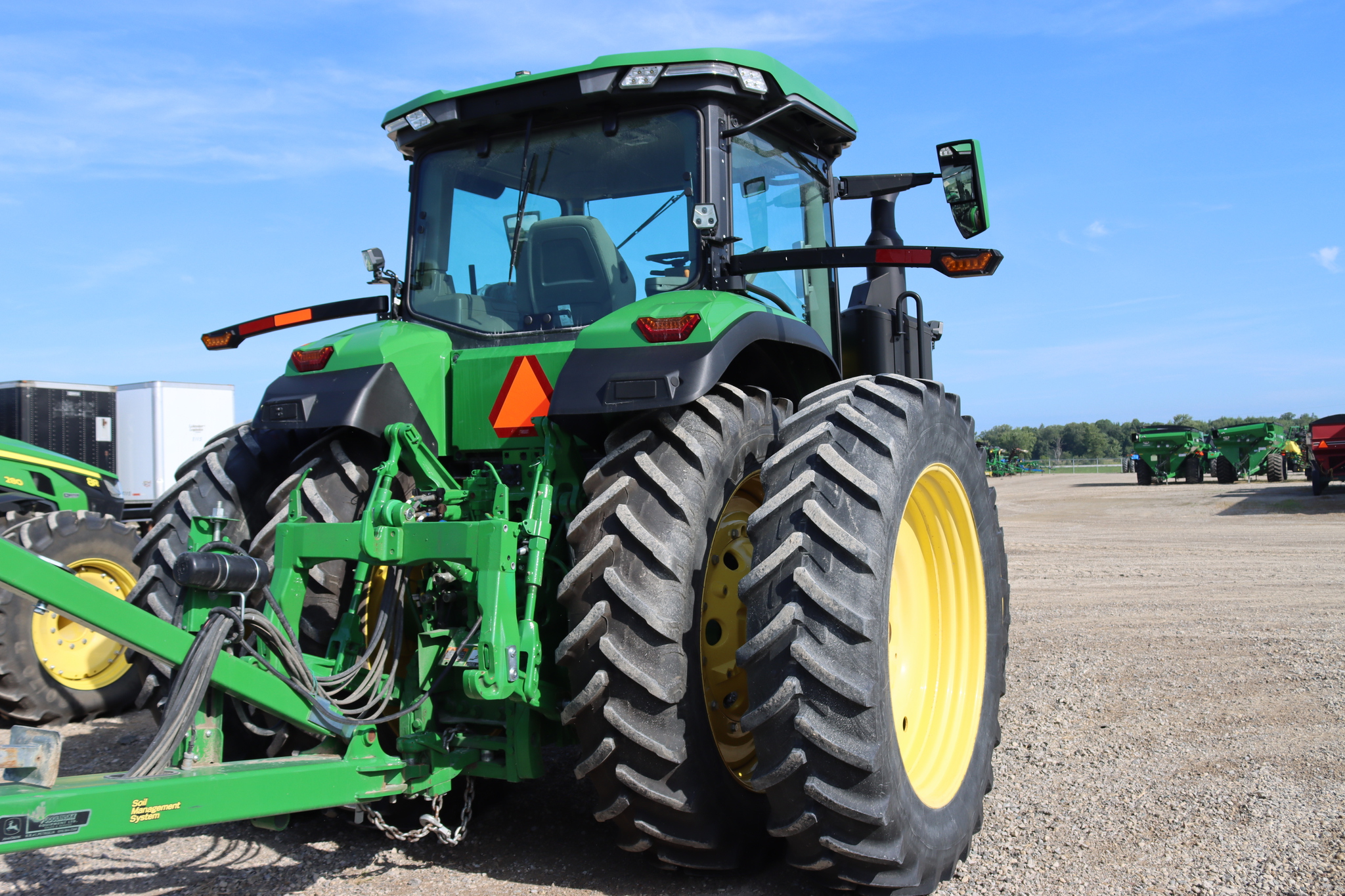 2022 John Deere 7R 210 Row Crop Tractors