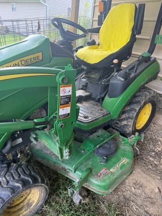 Used 2020 John Deere 1025R Compact Utility Tractors at Koenig Equipment in Greensburg, IN - Photo2