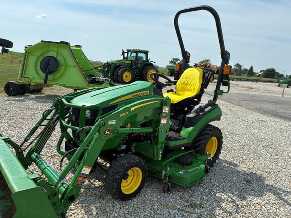 John Deere 1025R