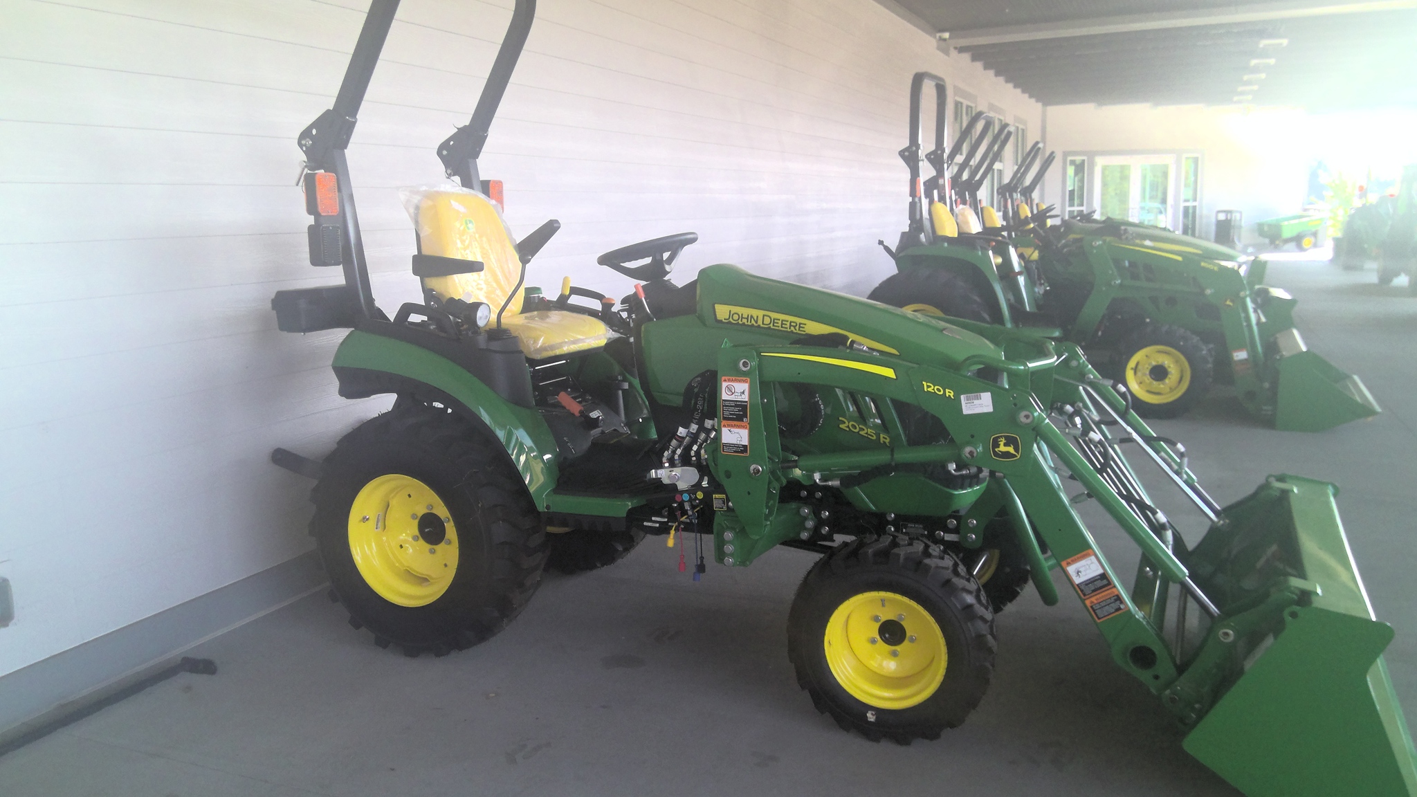2026 John Deere 2025R