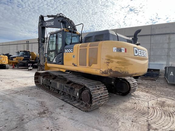 2019 John Deere 300GLC