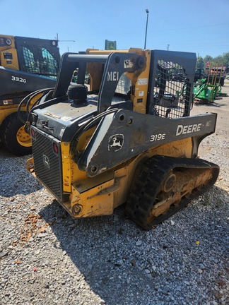 2014 John Deere 319E