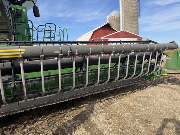 2017 John Deere 635F - Photo17