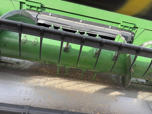 2017 John Deere 635F - Photo14