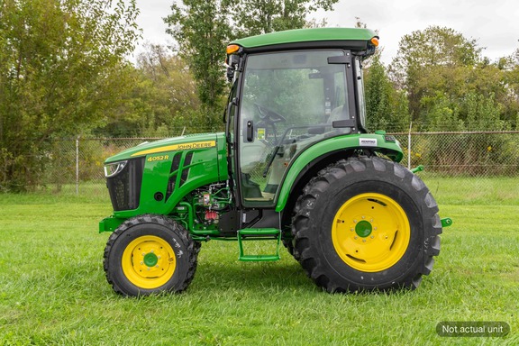 New In-Stock 2026 John Deere 4052R Compact Utility Tractors at Koenig Equipment in Oxford, OH - Photo6