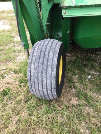 2008 John Deere 630 Image 3