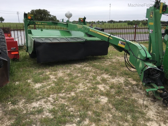 2008 John Deere 630 Image 1