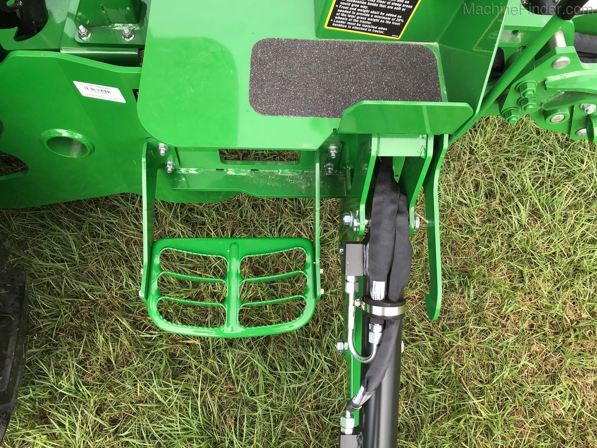 2020 John Deere 3025E TLB Image 8