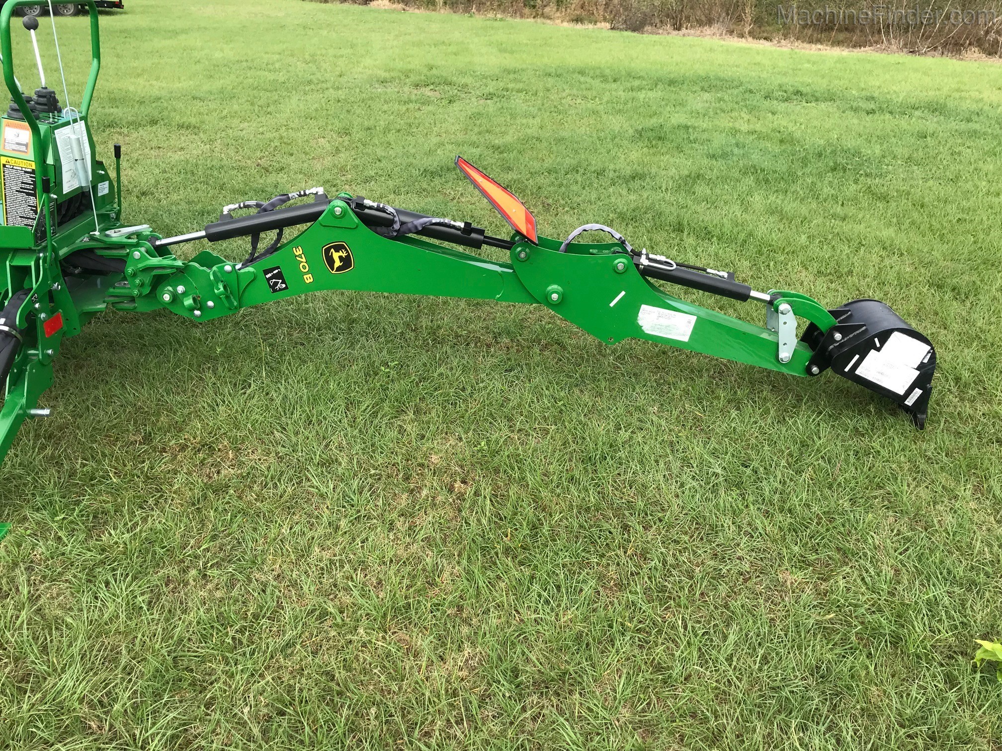 2020 John Deere 3025E TLB Image 11