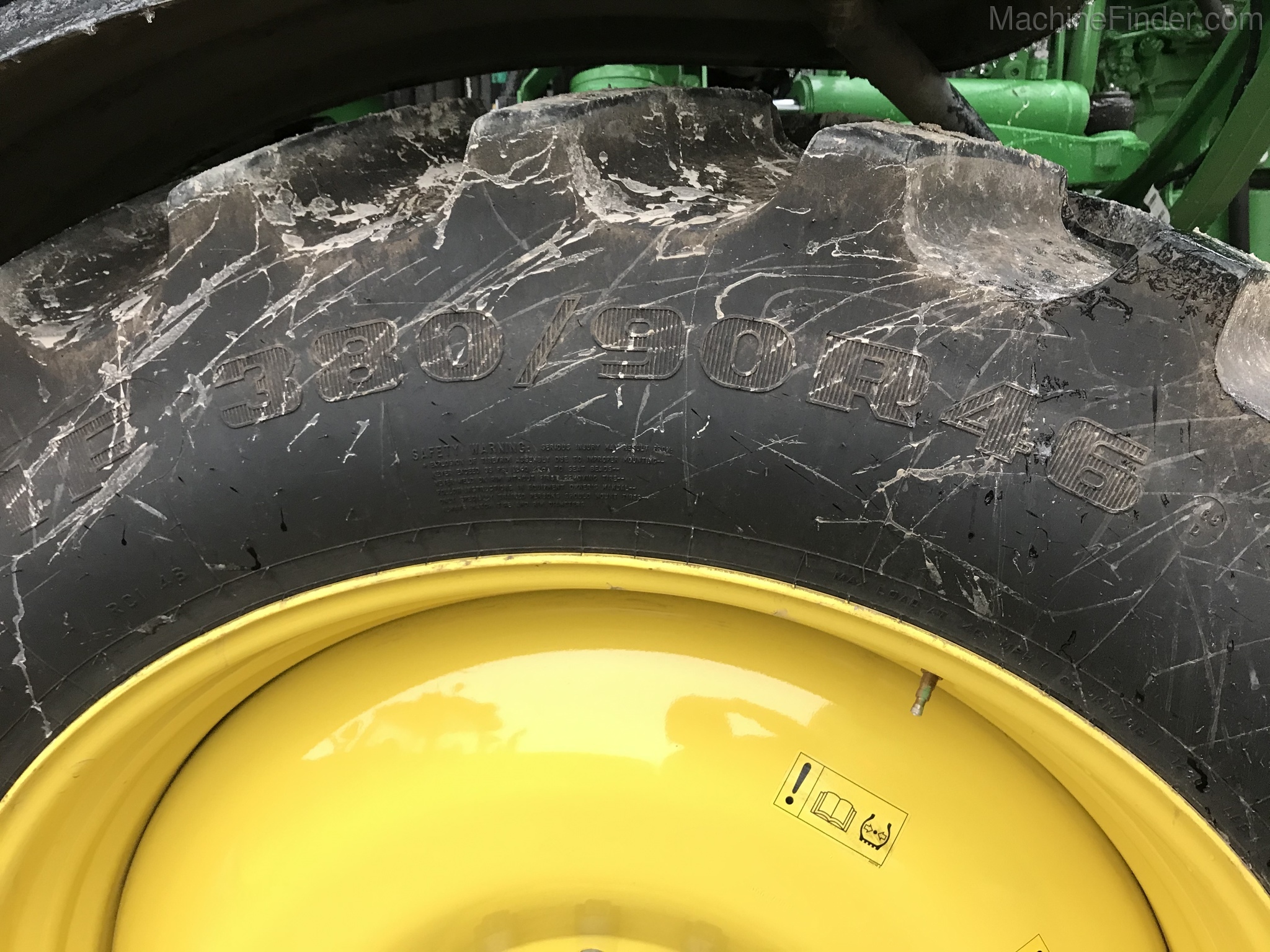 2019 John Deere R4038 Image 11