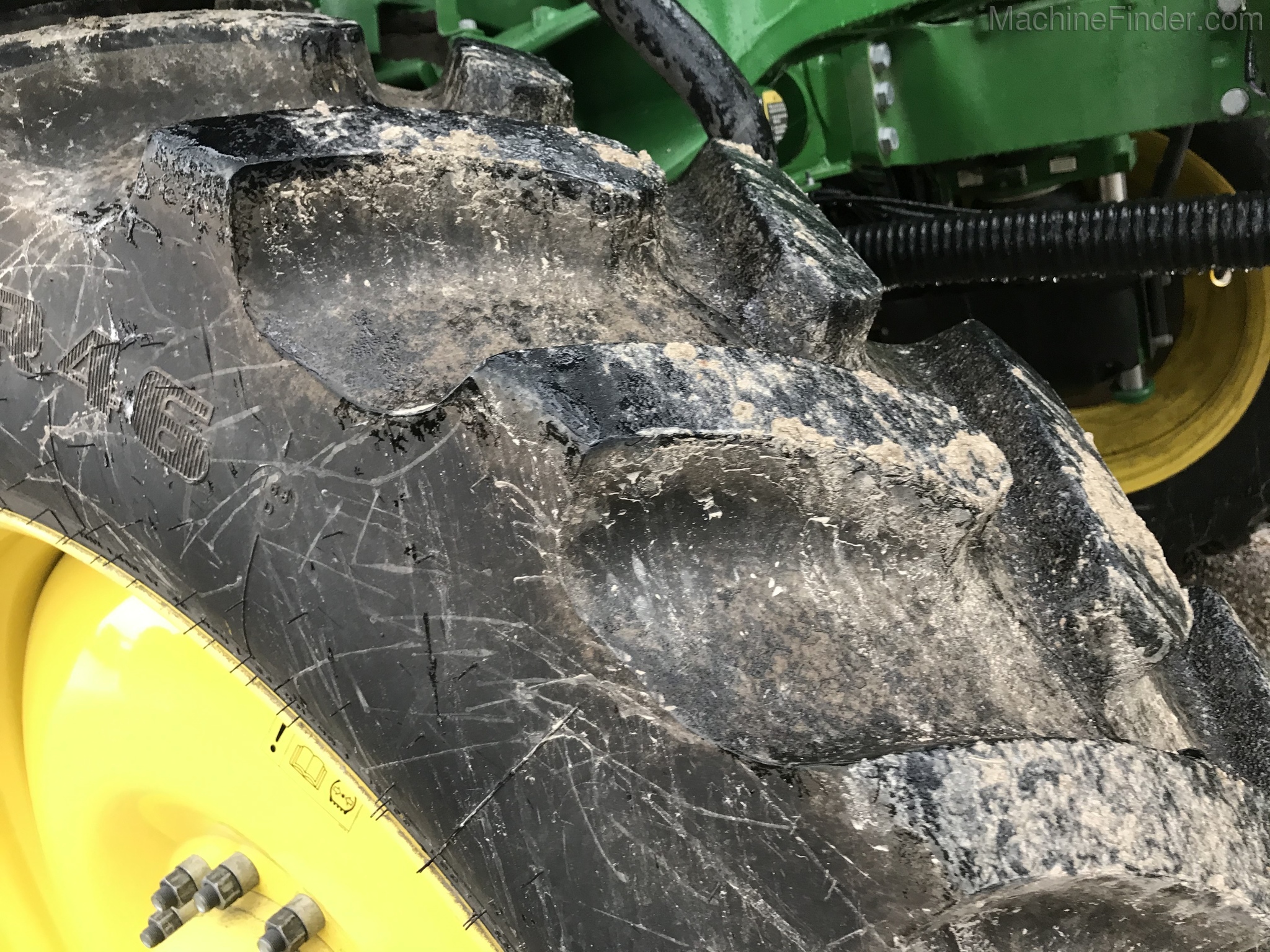 2019 John Deere R4038 Image 10