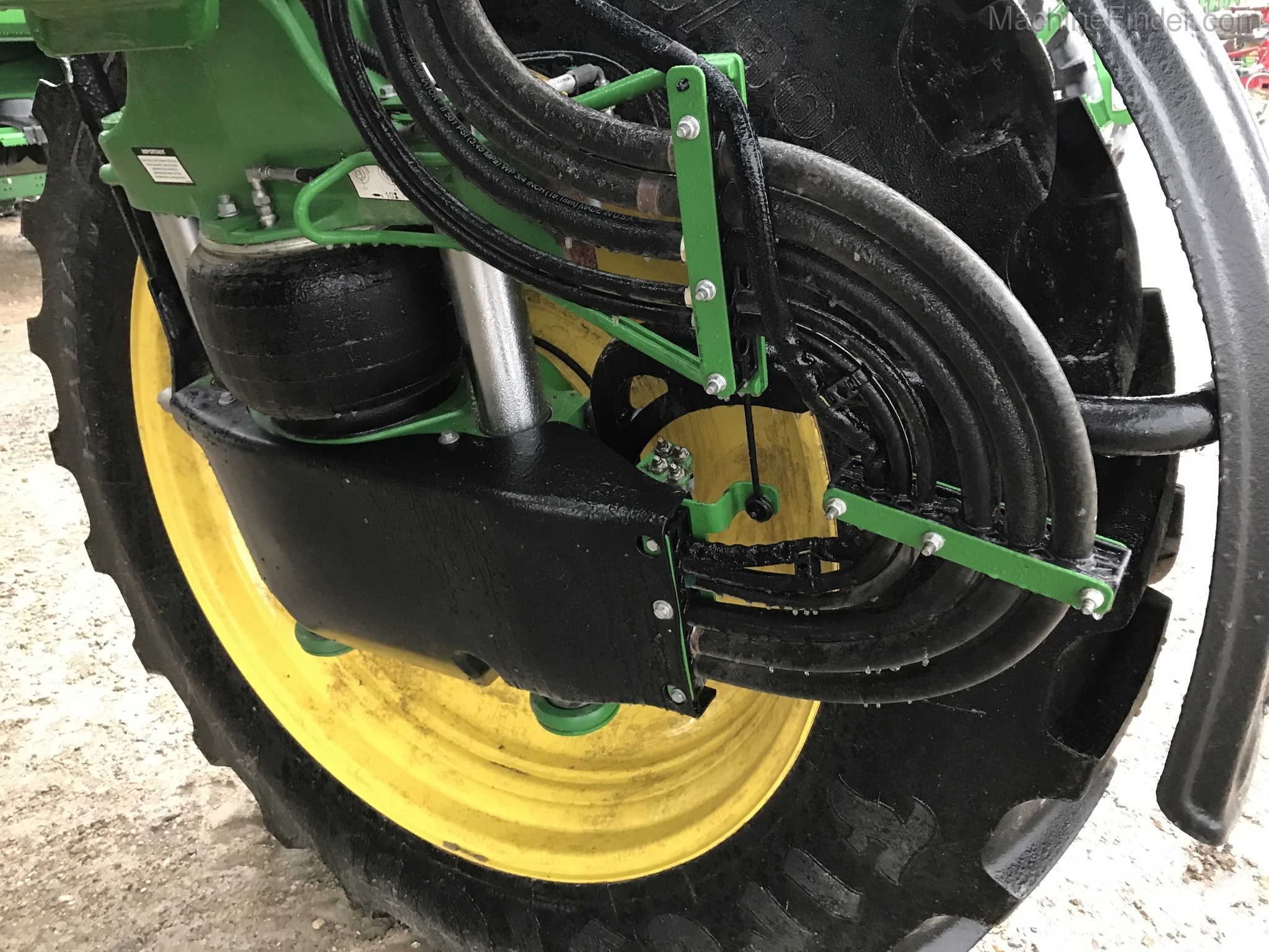 2019 John Deere R4038 Image 13