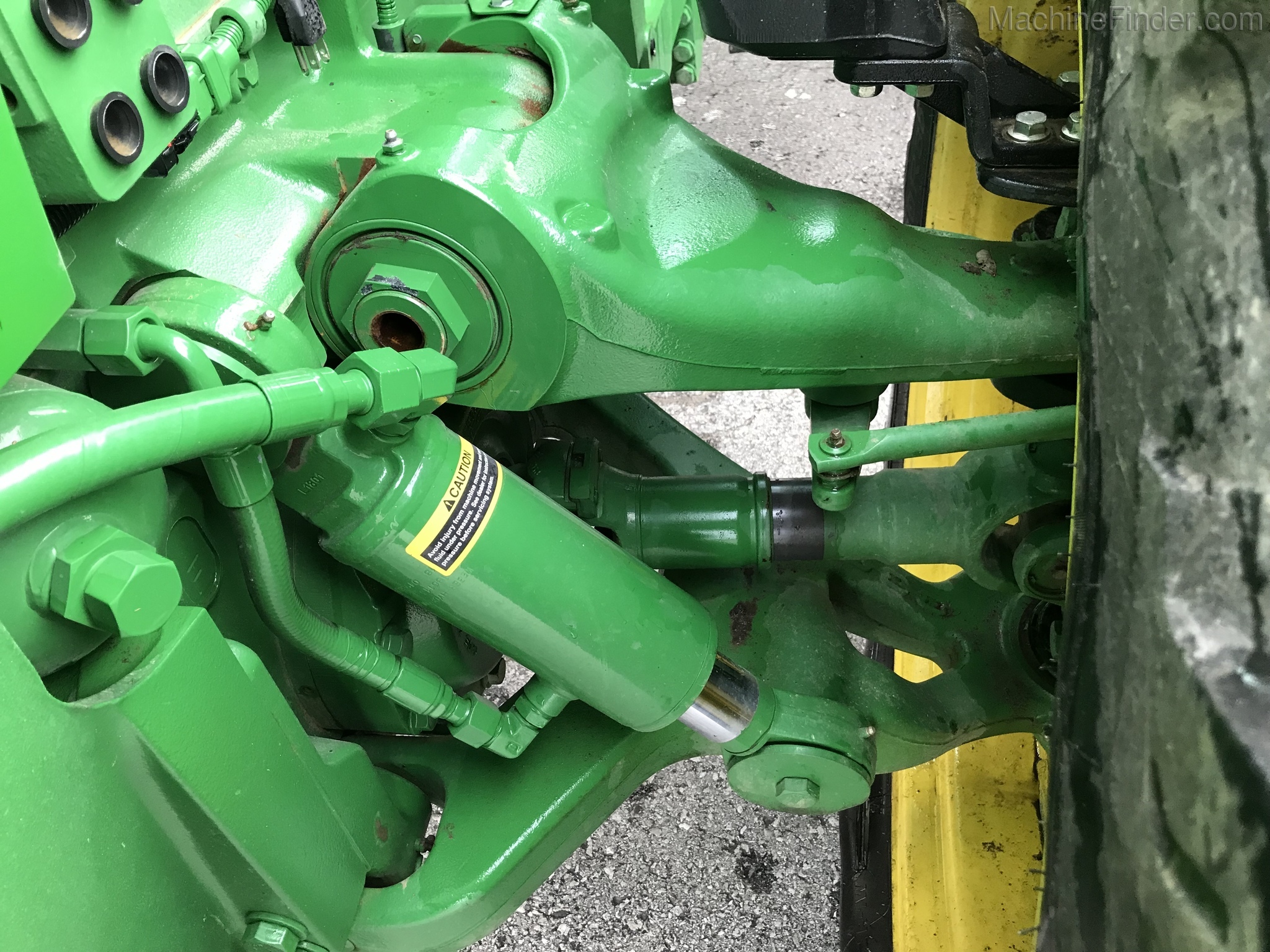 2019 John Deere 8295R Image 17