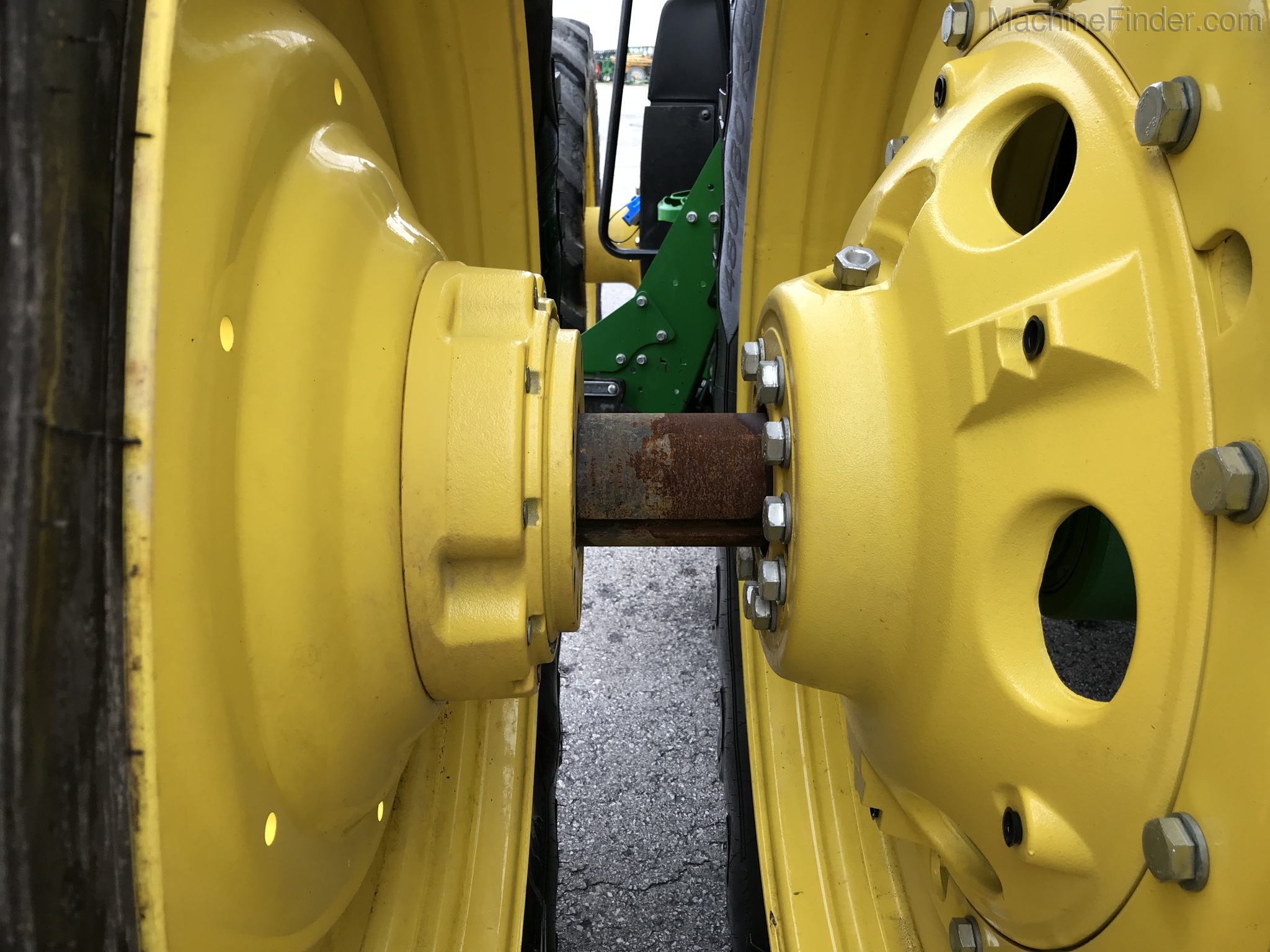 2019 John Deere 8295R Image 13