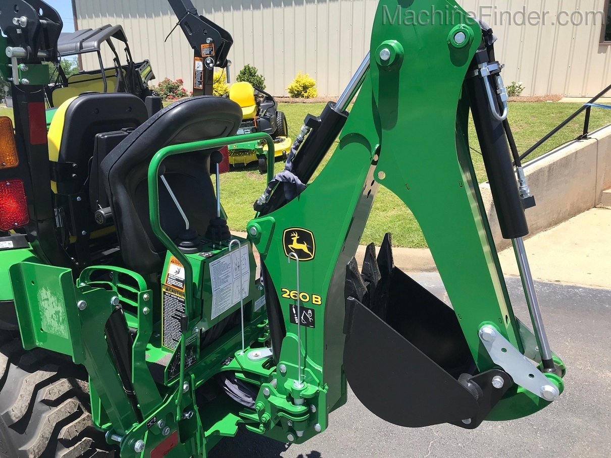 2021 John Deere 2025R Image 7