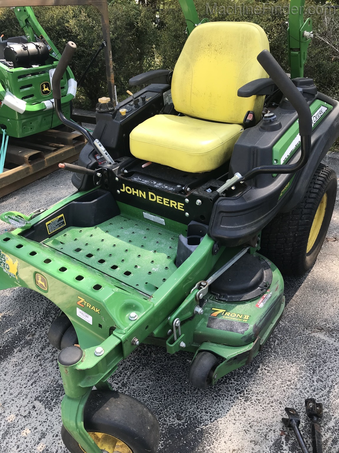 2015 John Deere Z915B Image 2