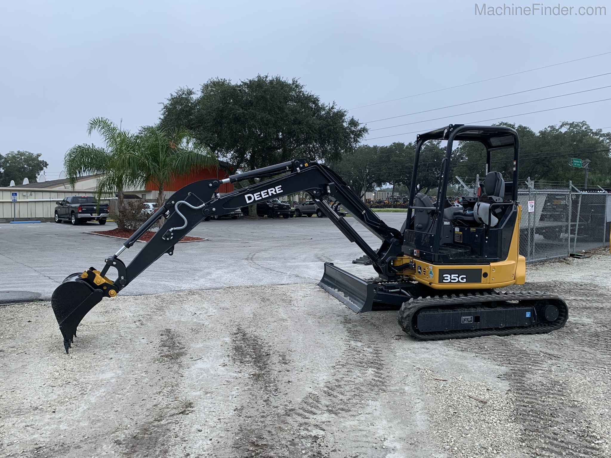 2020 John Deere 35G Image 1