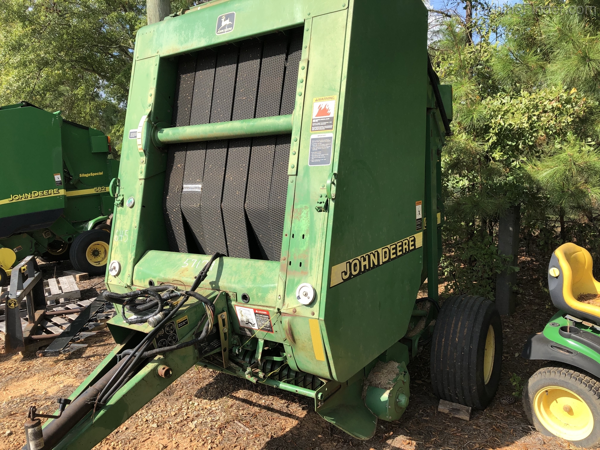 1999 John Deere 466 Image 1