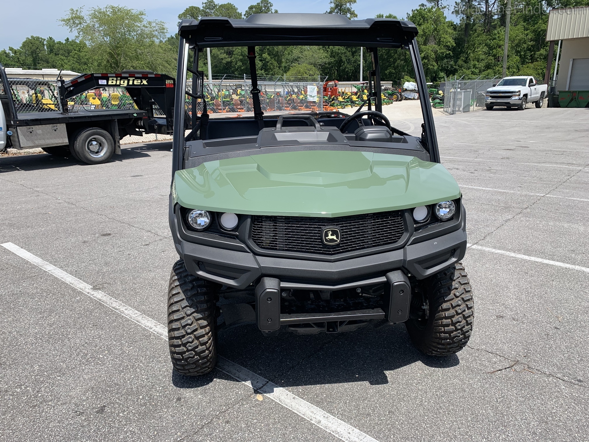 2021 John Deere 865M Image 5