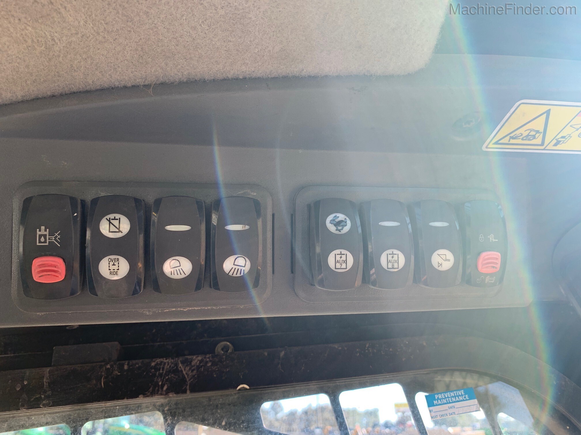 2011 Caterpillar 272C Image 8