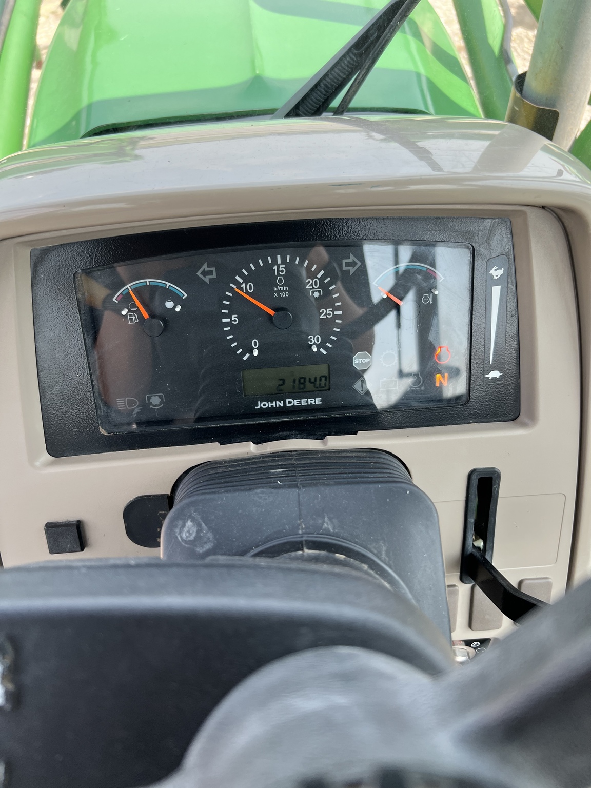 2012 John Deere 6115D Image 9