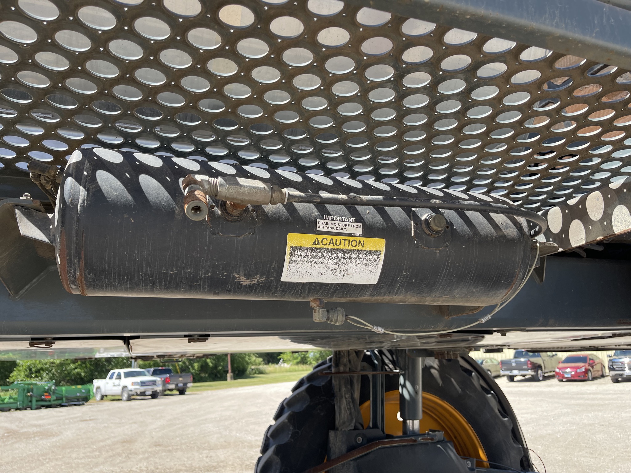  2021 Hagie STS12 at Heritage Tractor in Galesburg, IL