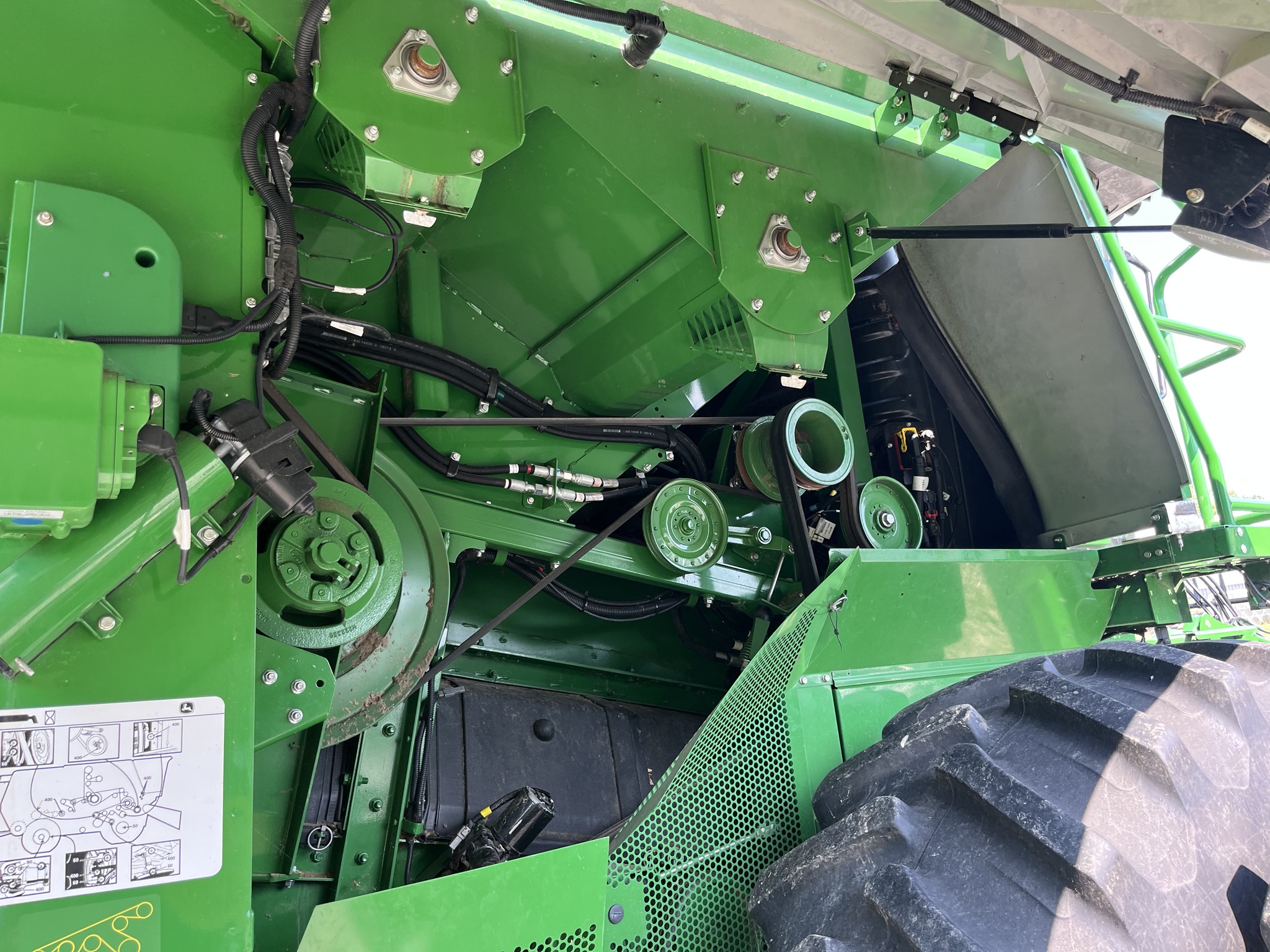 2021 John Deere S780 Image 10