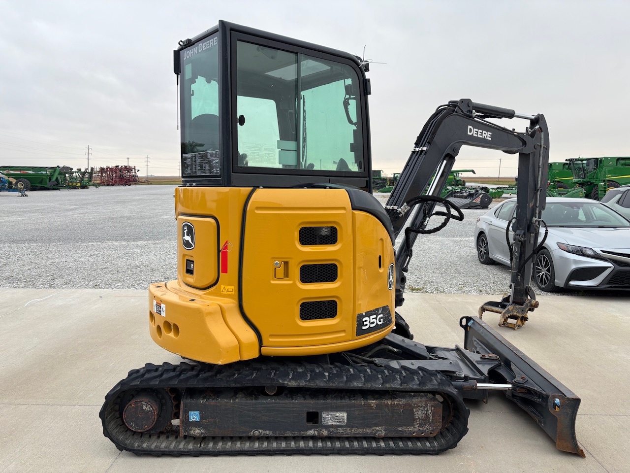  2021 John Deere 35G at Heritage Tractor in Macomb, IL