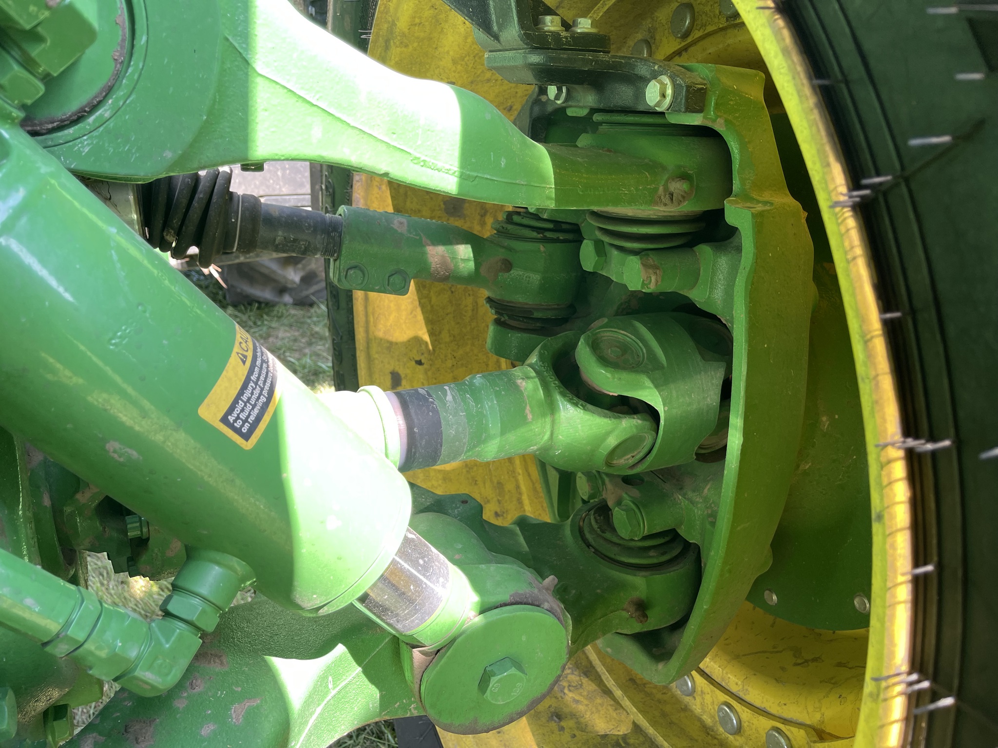  2023 John Deere 8R 340 at Heritage Tractor in Rockport, IL