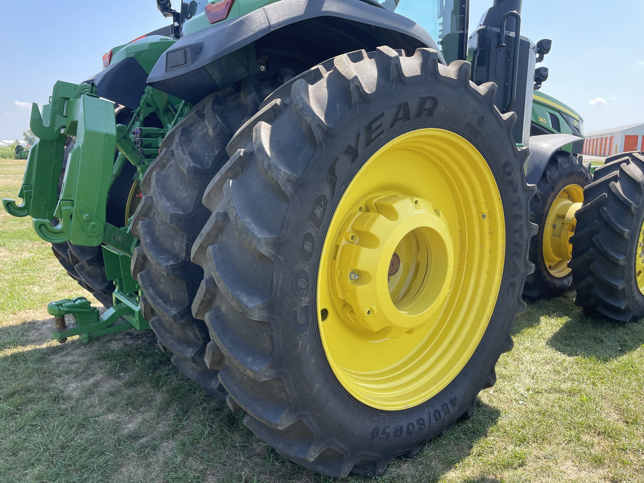  2023 John Deere 8R 340 at Heritage Tractor in Rockport, IL