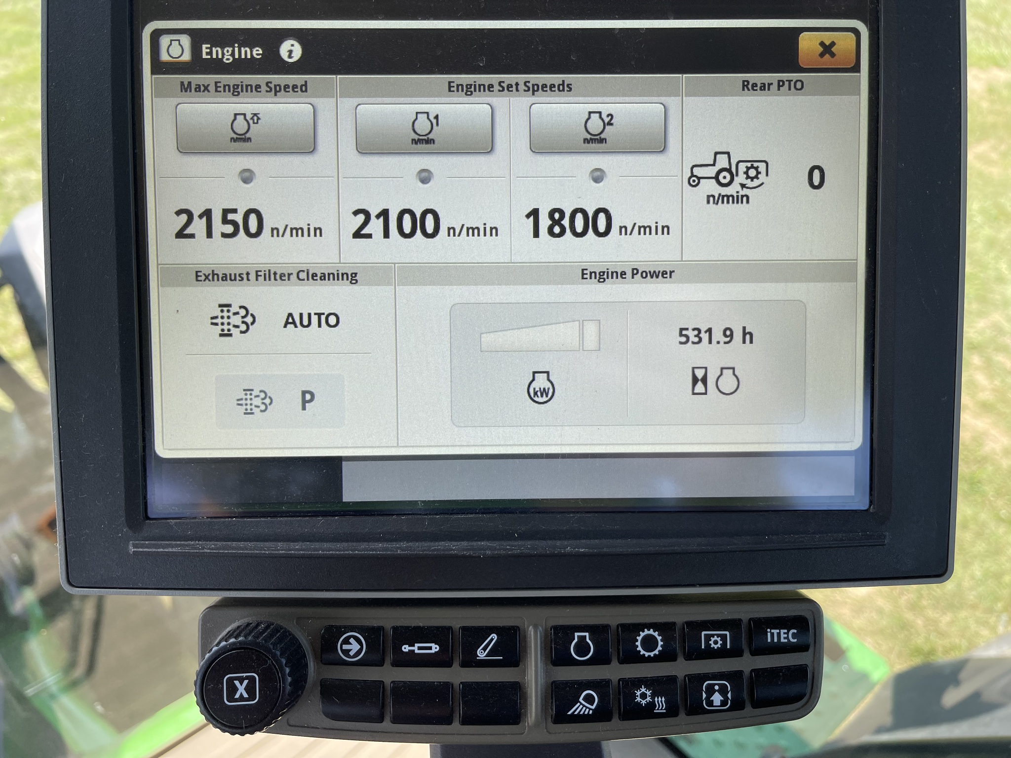  2023 John Deere 8R 340 at Heritage Tractor in Rockport, IL