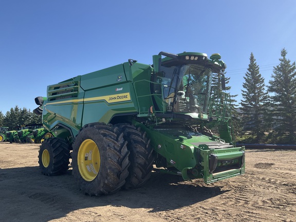 2022 John Deere X9 1000