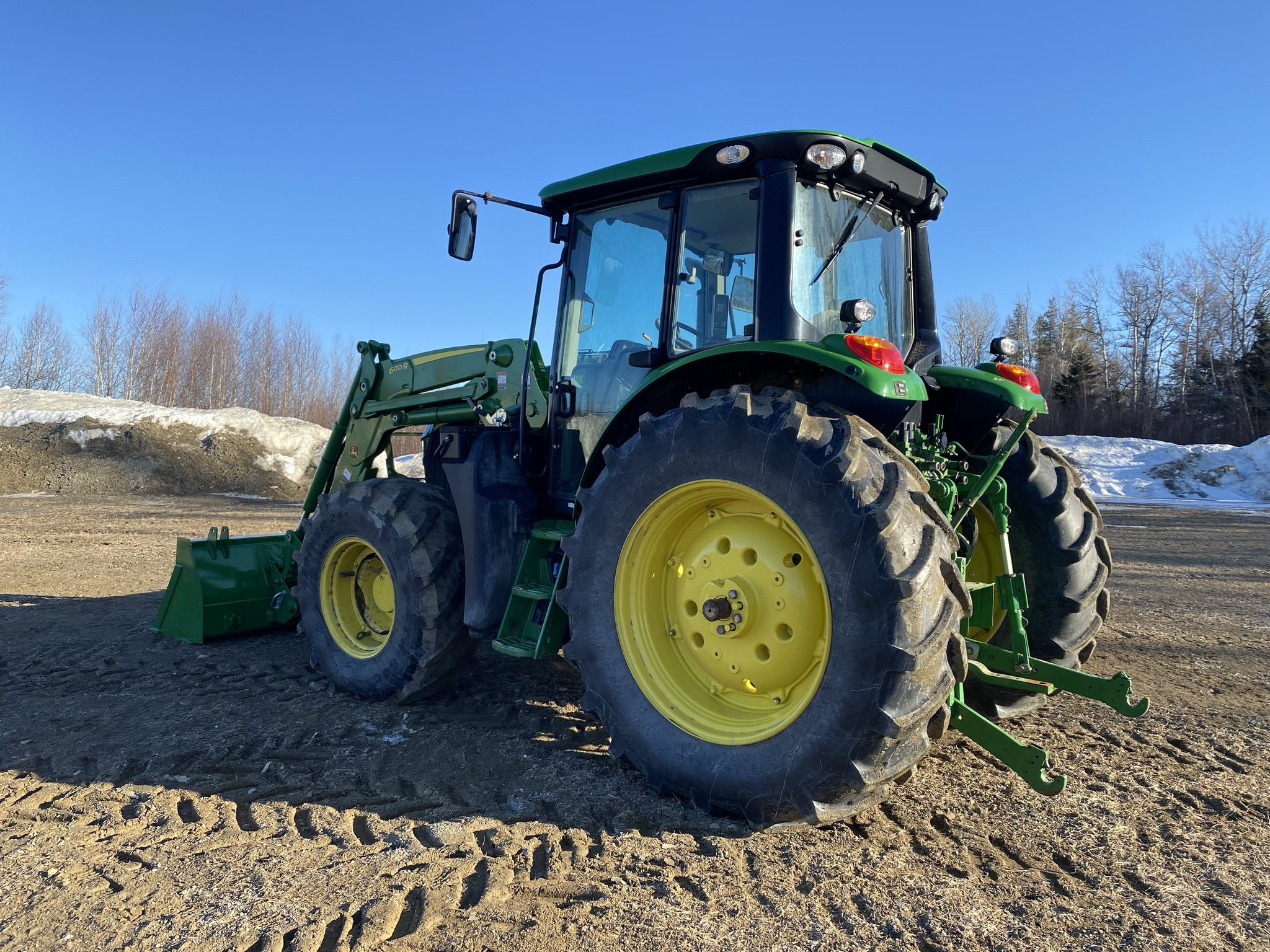 2023 John Deere 6120M Image 3