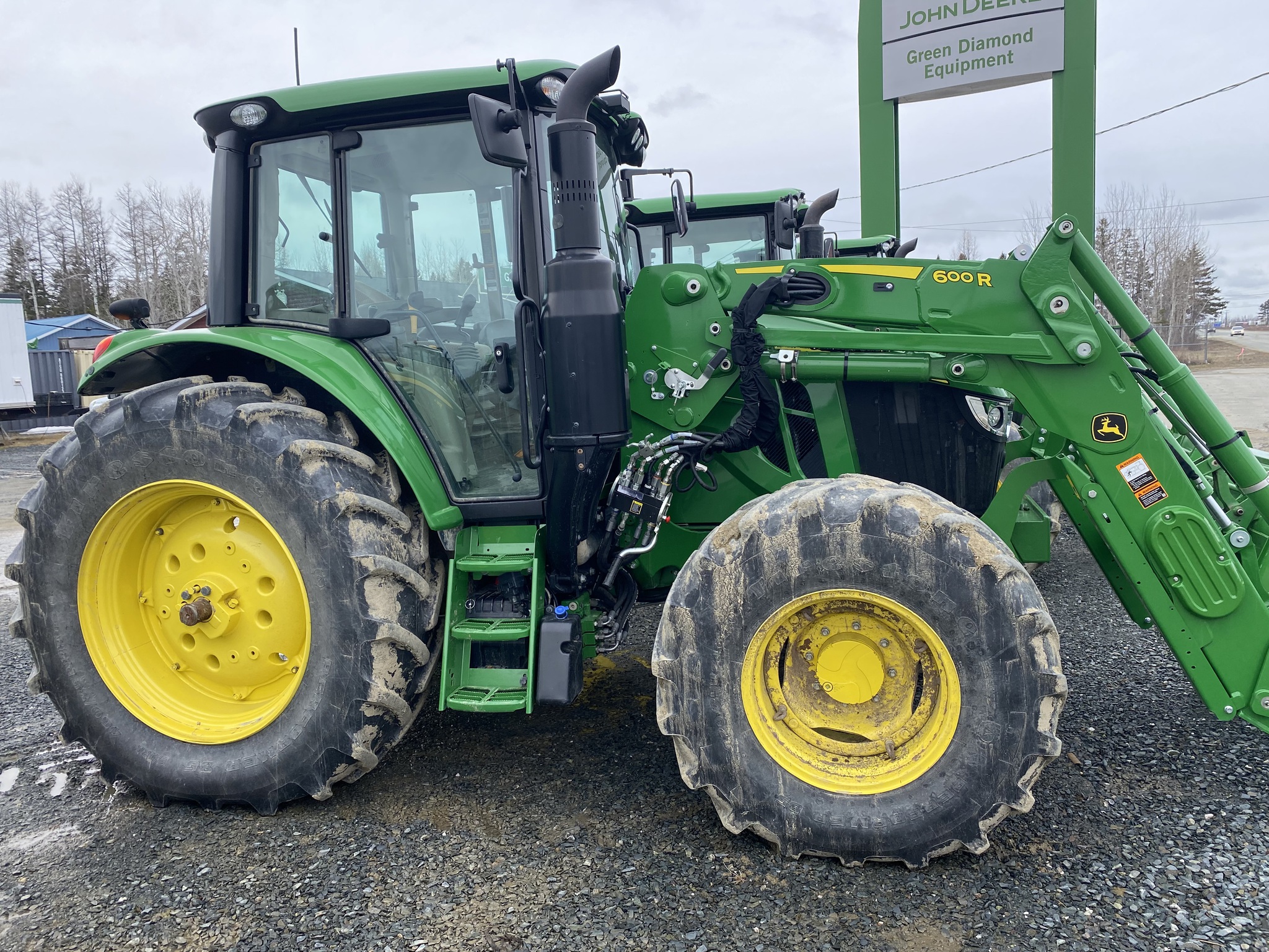 2023 John Deere 6120M Image 5
