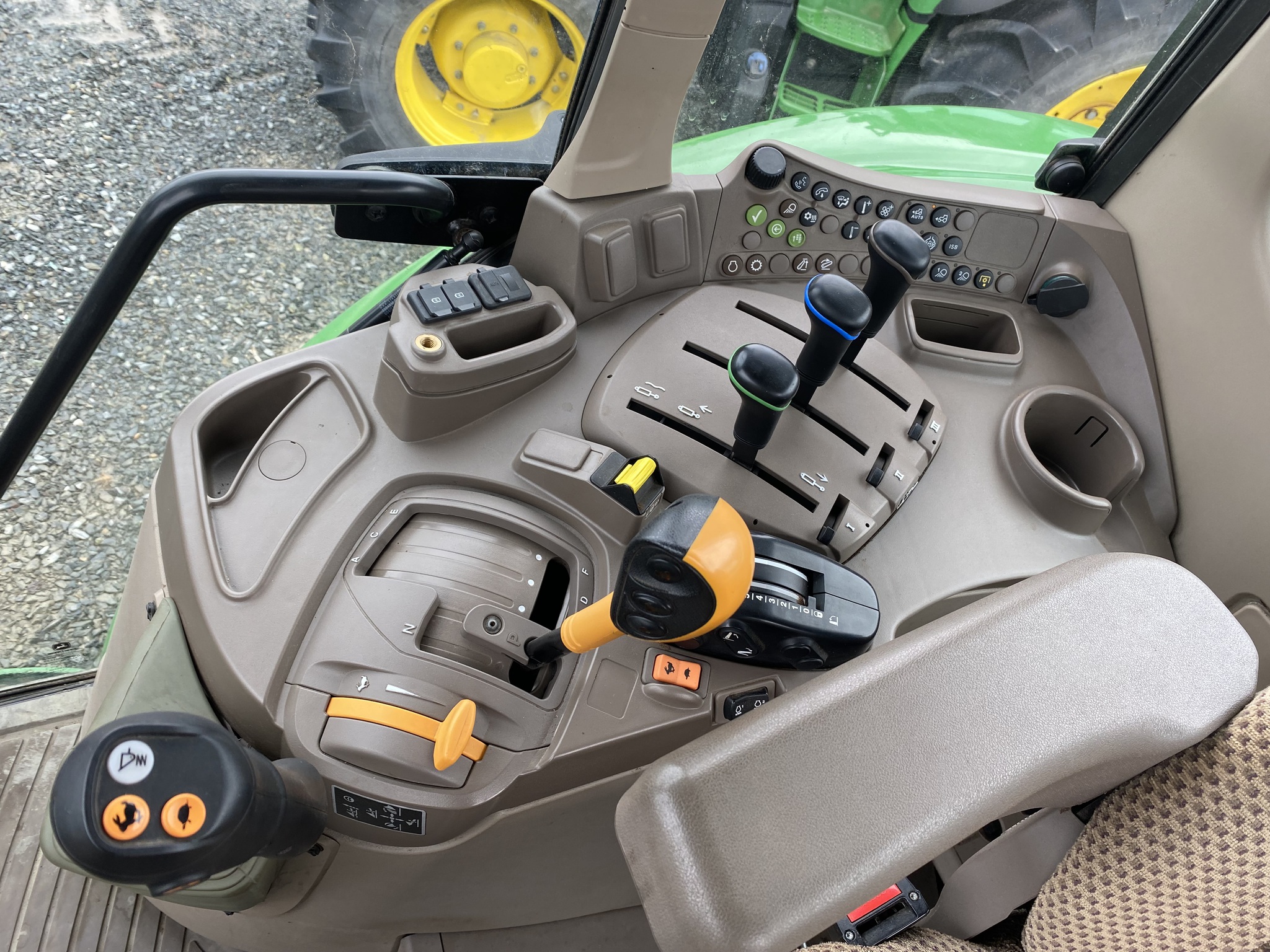 2023 John Deere 6120M Image 16