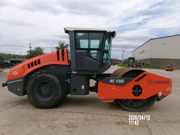 Photo of a 2024 Hamm HC120i