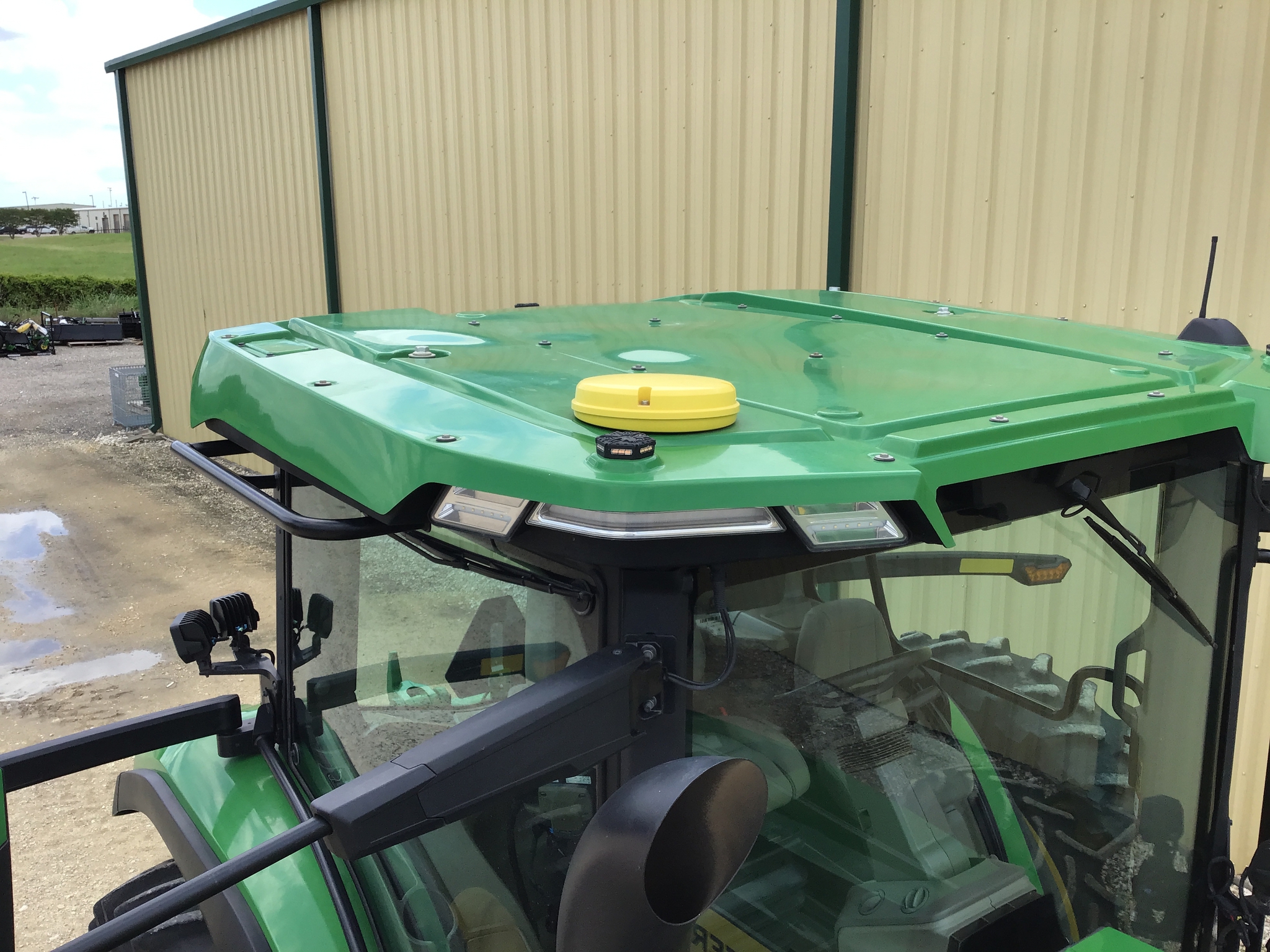 2024 John Deere 8R 410 Image 31