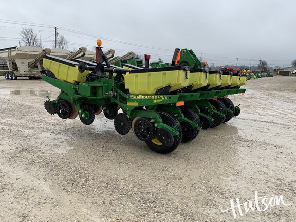 Photo of 2002 John Deere 1760