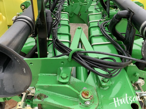 Photo of 2002 John Deere 1760