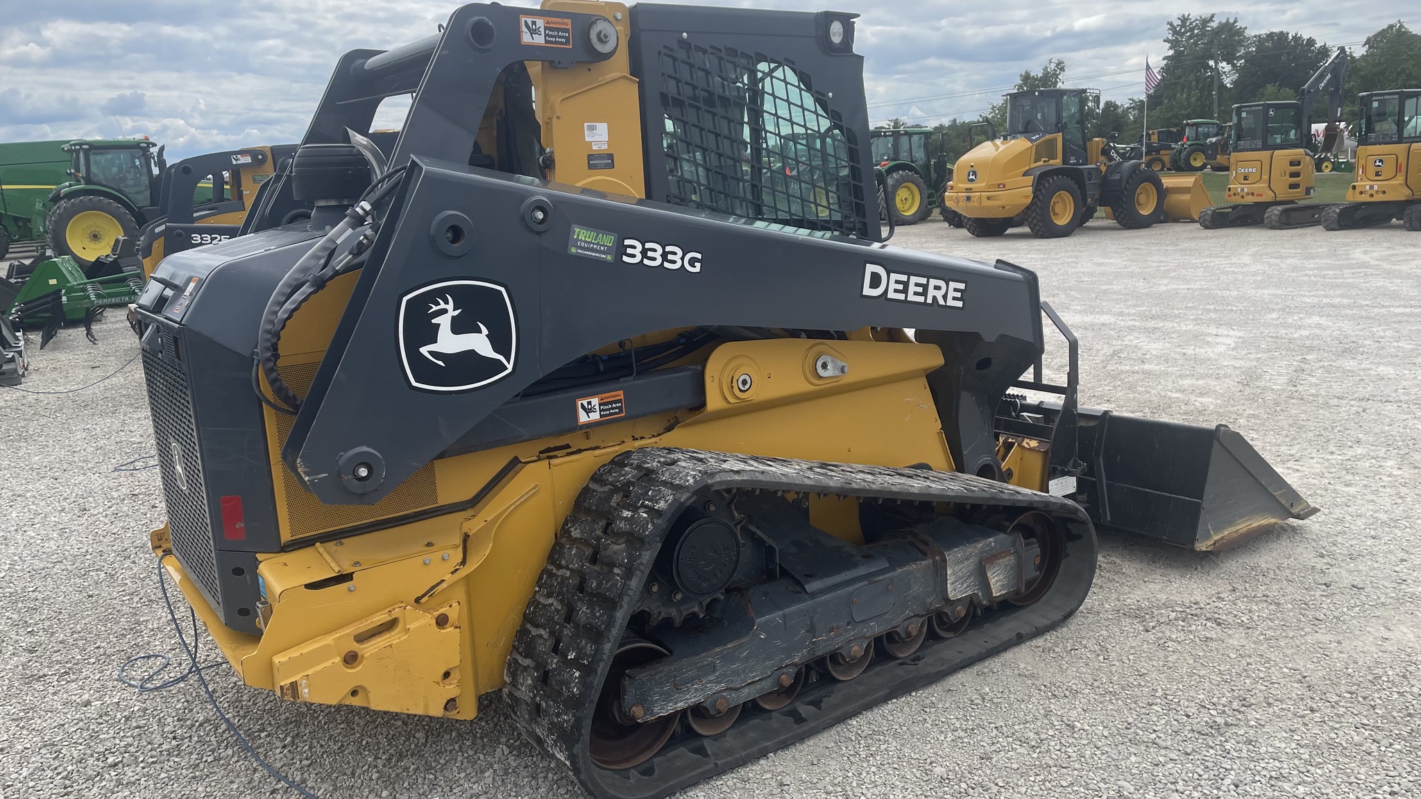 2022 John Deere 333G Image 7