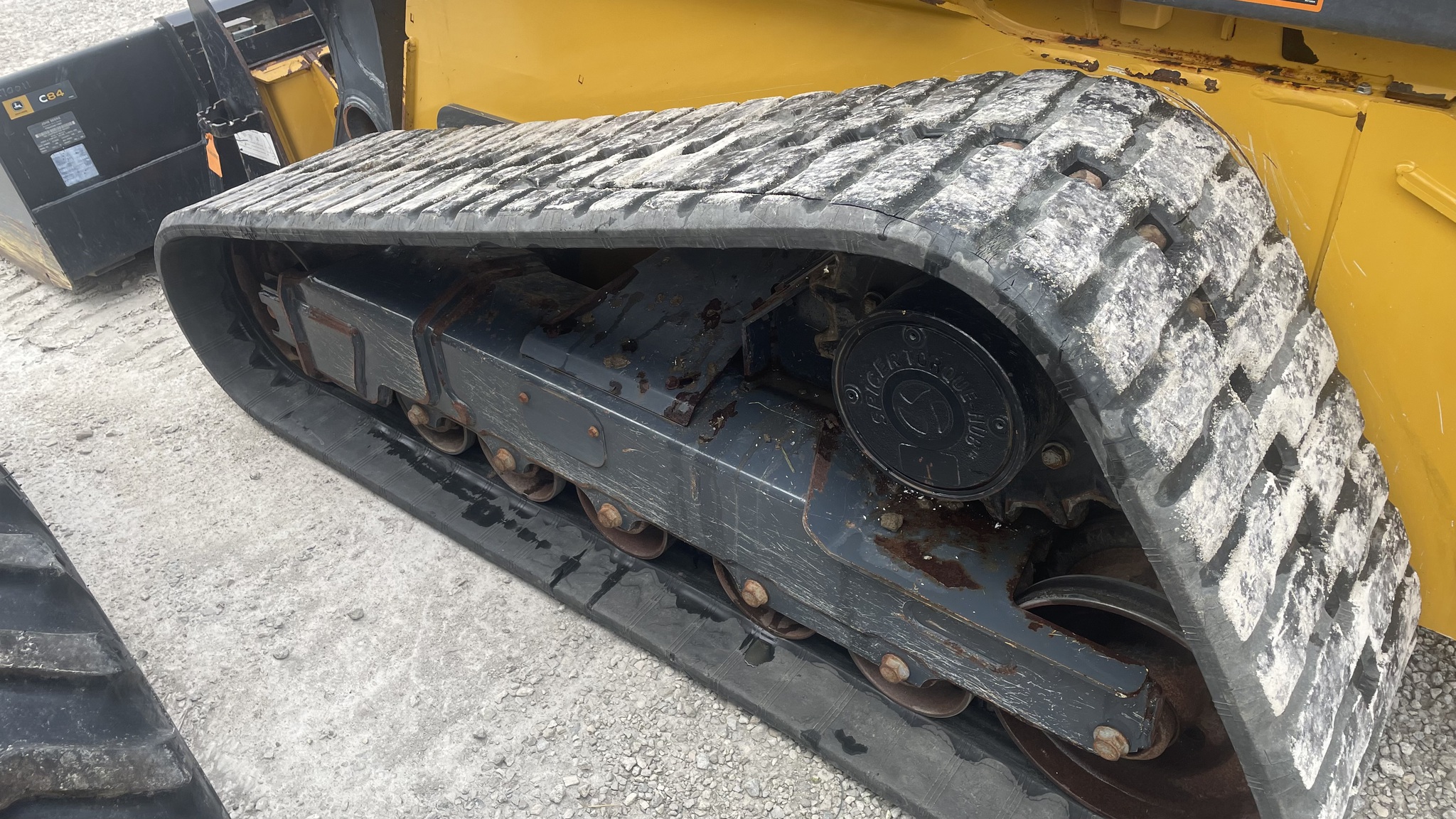 2022 John Deere 333G Image 12