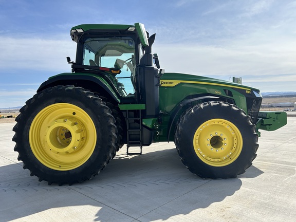 2023 John Deere 8R 370 (3rd thumbnail)