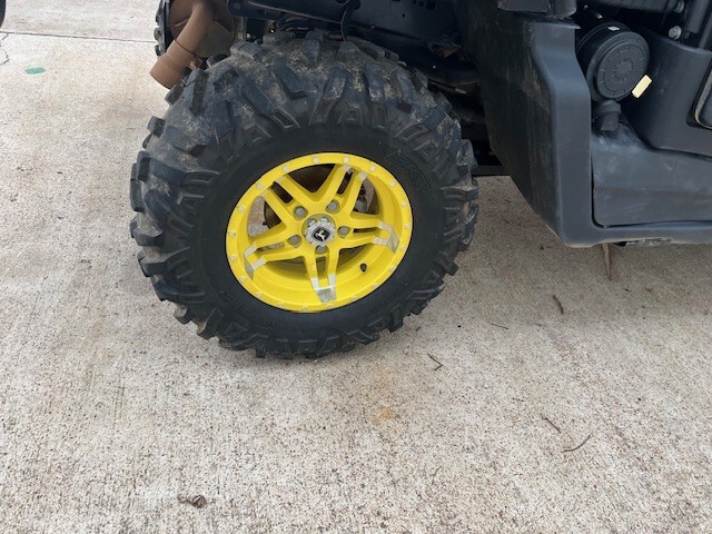  2020 John Deere XUV 835R at Heritage Tractor in West Plains, MO