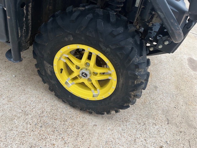  2020 John Deere XUV 835R at Heritage Tractor in West Plains, MO