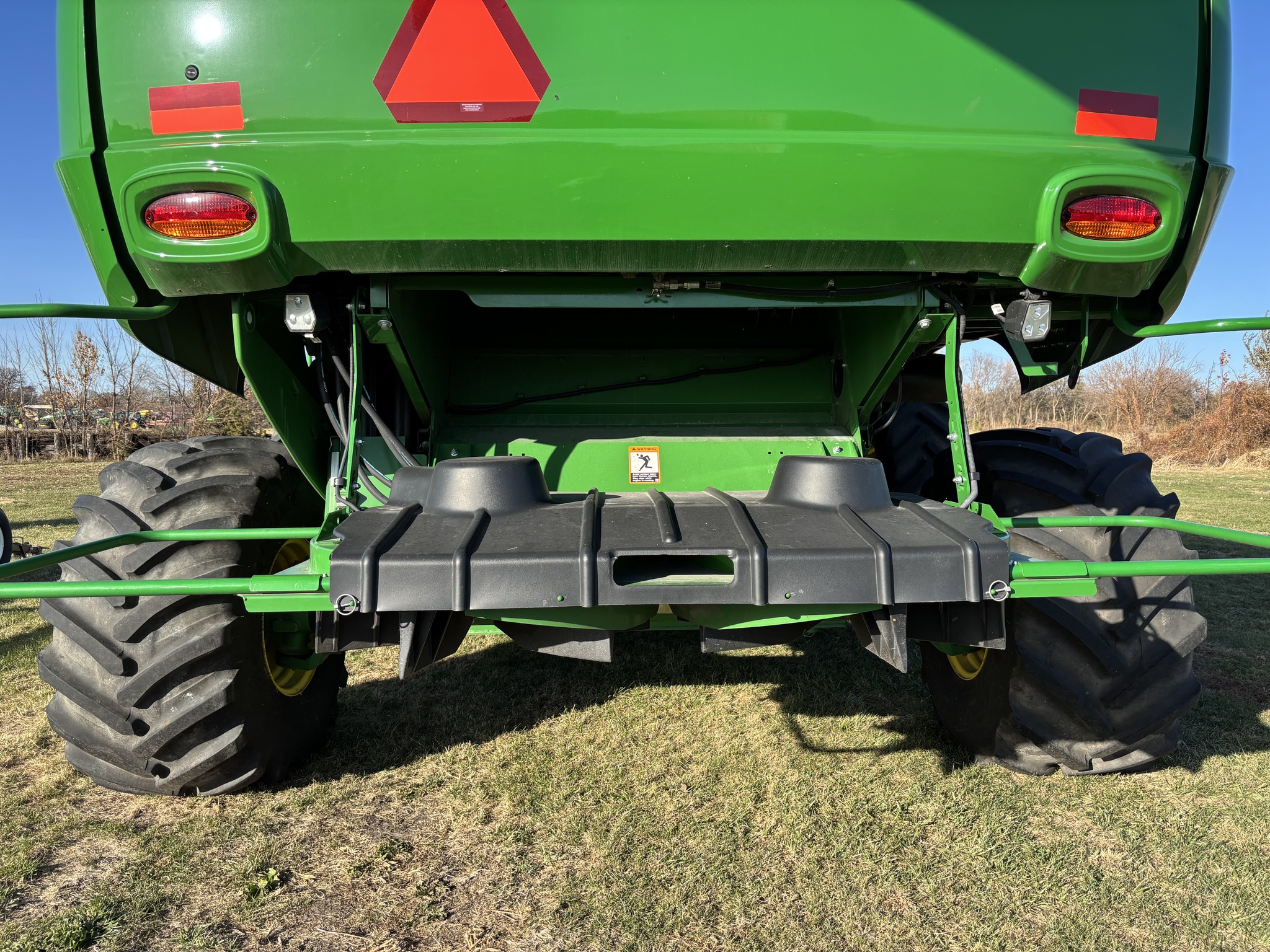  2024 John Deere S780 at Heritage Tractor in Monmouth, IL