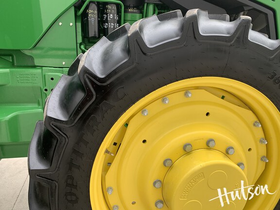 Photo of 2024 John Deere 8R 250