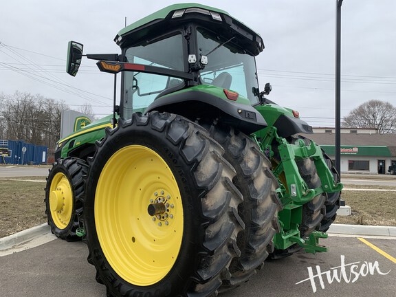 Photo of 2024 John Deere 8R 250