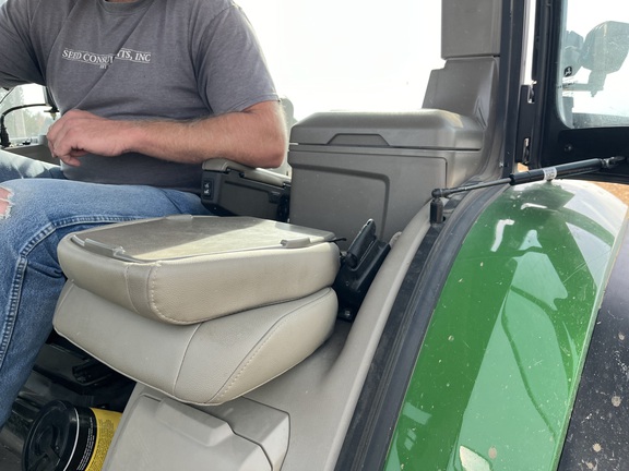 2023 John Deere 8R 410-25