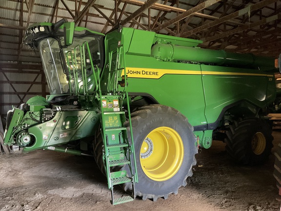  John Deere X9 1000