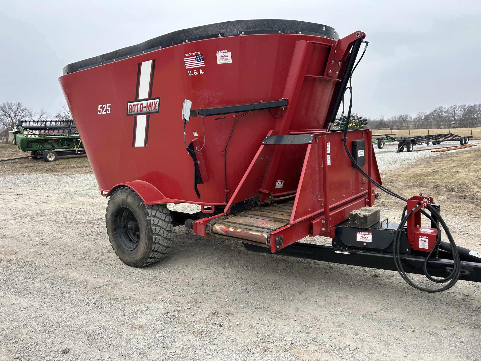  2022 Roto-Mix 525 at Heritage Tractor in Atchison, KS